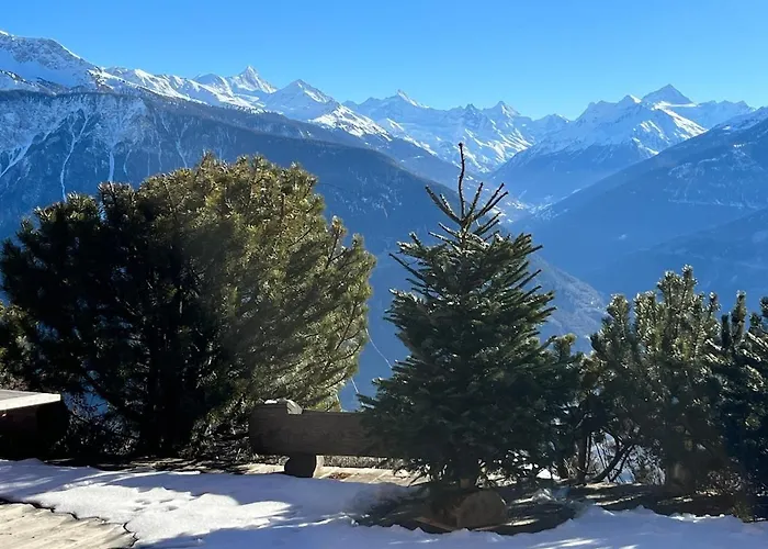 Beautiful With Exceptional View בקתה